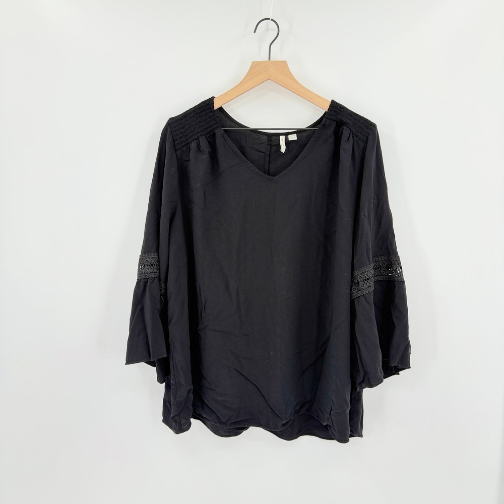 Lightweight V-Neck Lace Trim Peasant Blouse 22/24W Bell Sleeve Black Boho Flowy